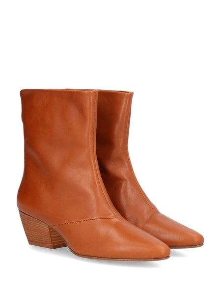 Stivaletto in pelle