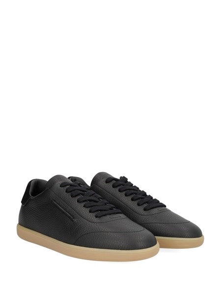Sneaker 232