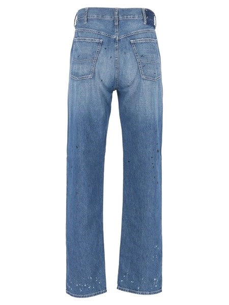 Jeans in denim trattato