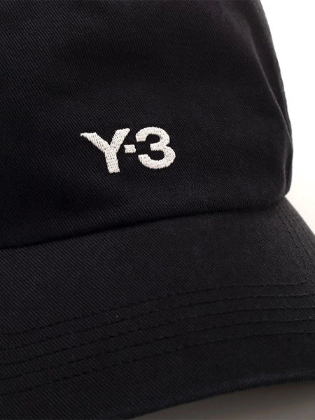 Cappellino nero con logo