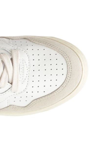 Sneaker "Medalist Low"