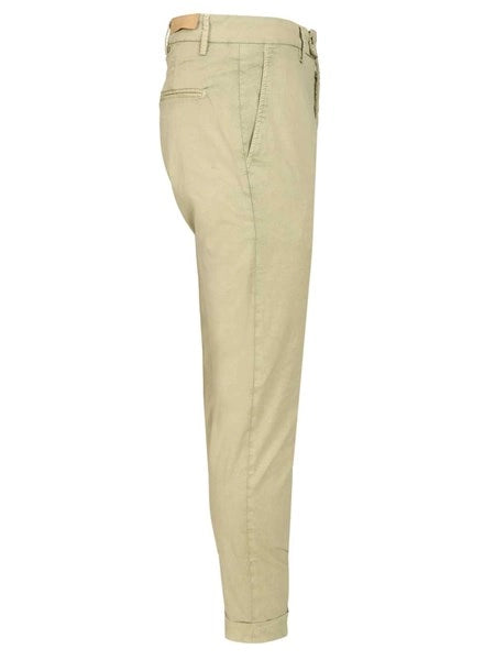Pantaloni chino