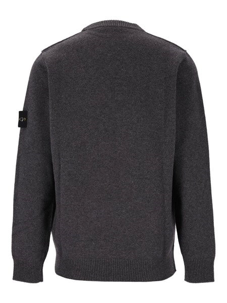Maglione girocollo in lana d’agnello