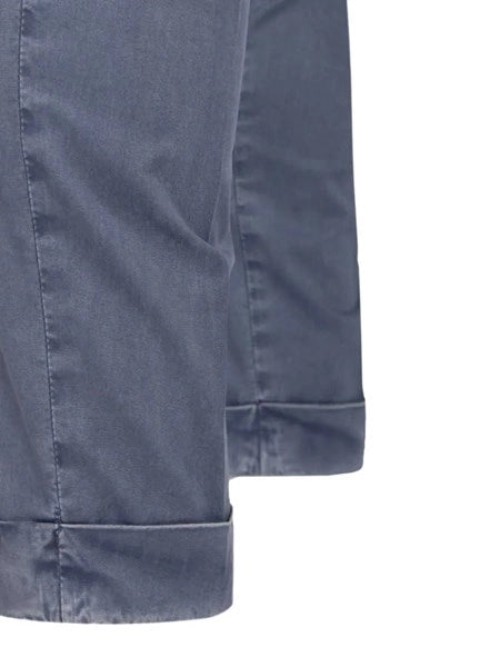 Pantaloni chino