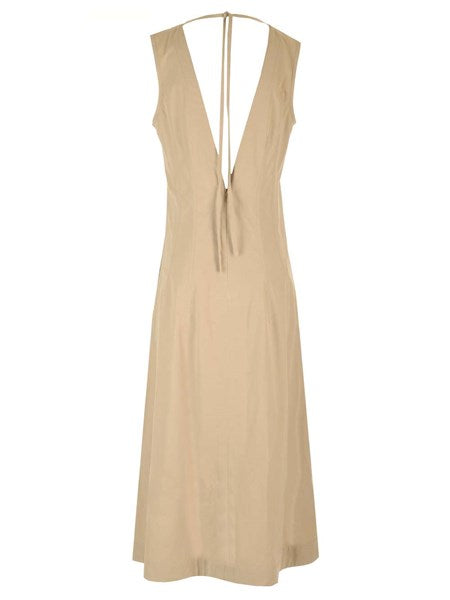 Maxi abito smanicato beige in cotone