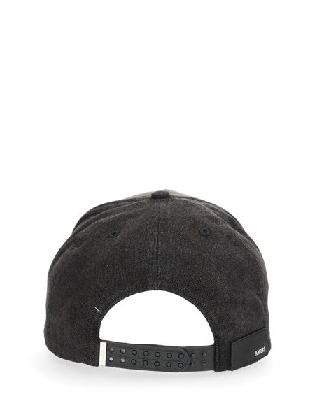 Cappello in tela MA script