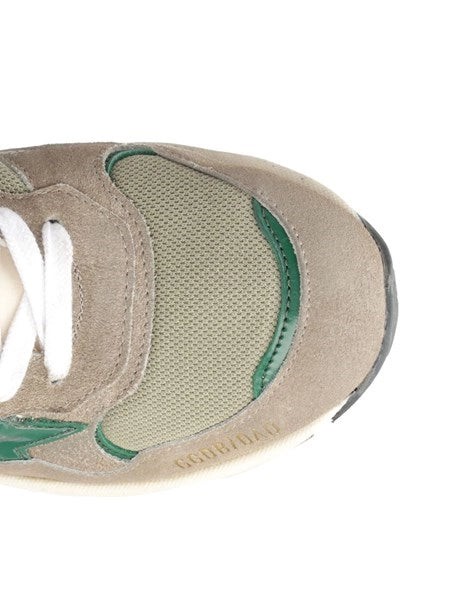 Sneaker Dad Star