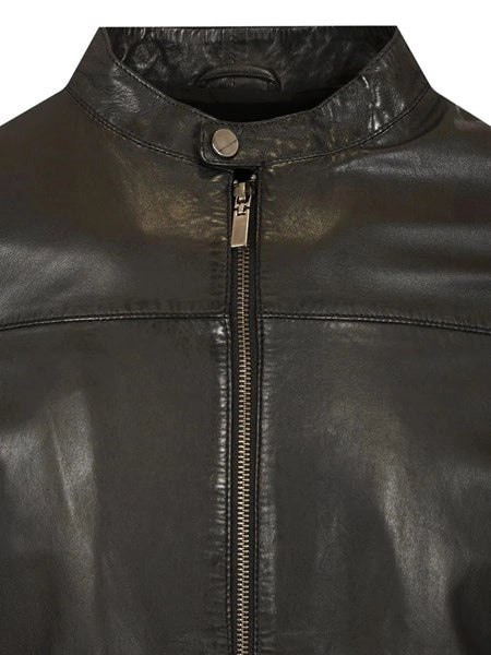 Biker in pelle