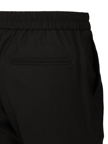Pantaloni elasticizzati in vita