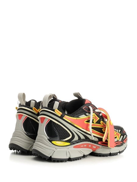 sneakers Be Right Back