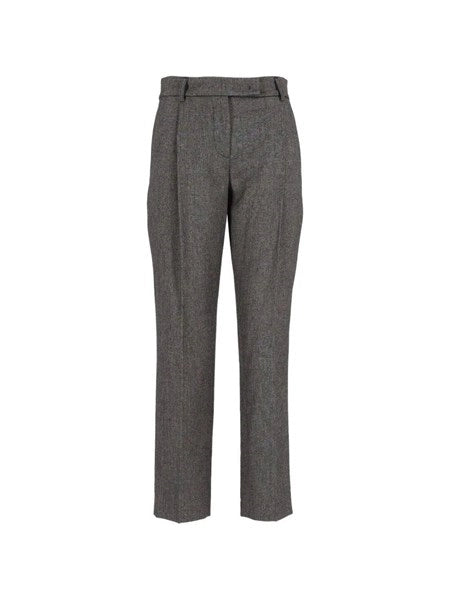 Pantaloni carrot