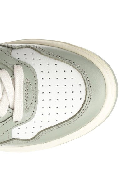 Sneaker "Medalist Low"