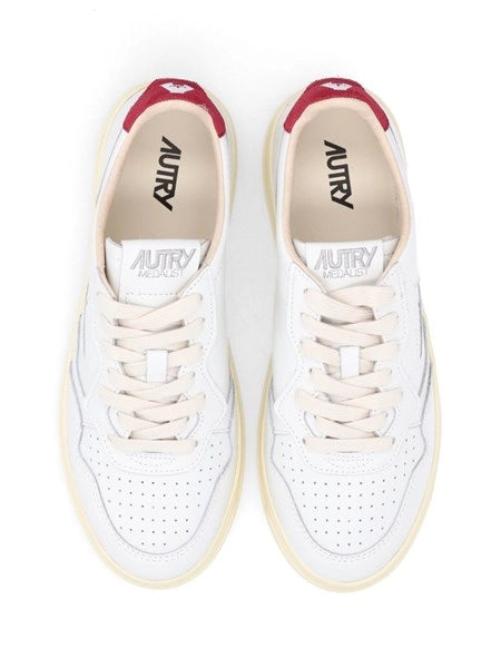 Sneakers "Medalist Low"