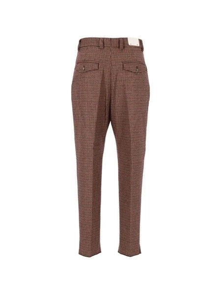 Pantaloni con pince