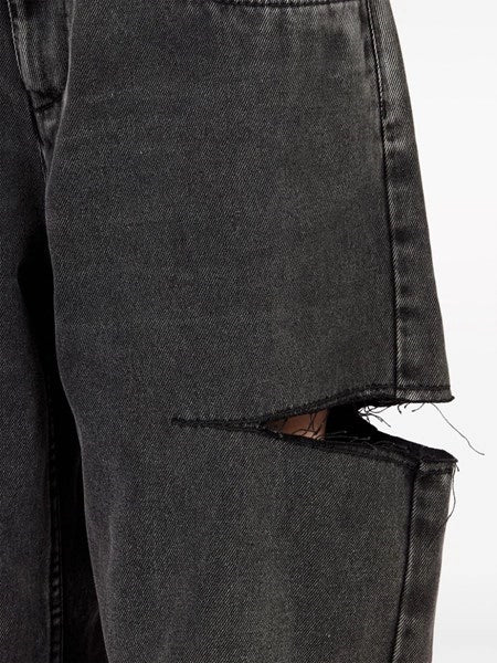 Jeans cut out