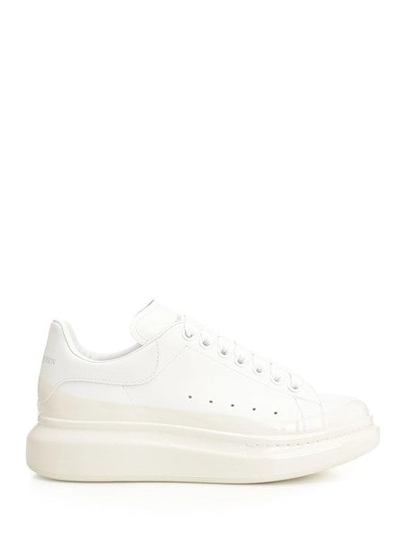 Sneaker "Oversize"