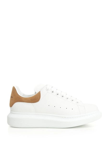 Sneaker "Oversize"