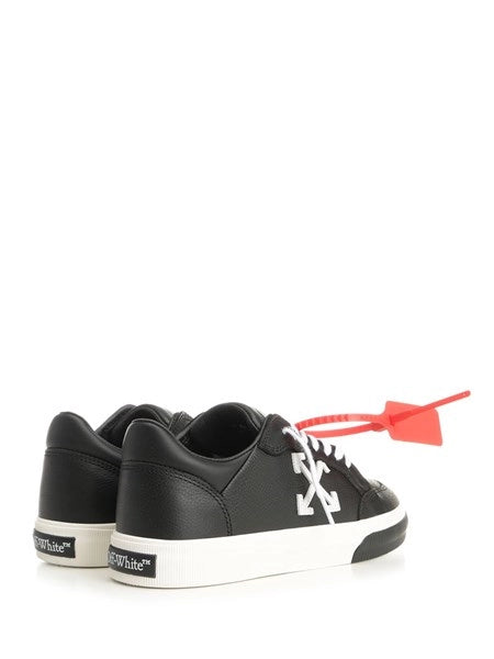 Low Sneakers Vulcanized