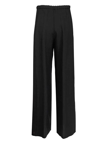 Pantaloni flared
