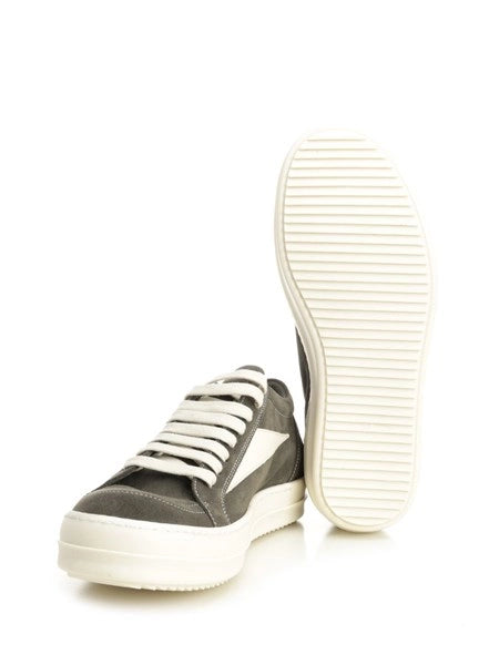 Sneaker Vintage in suede