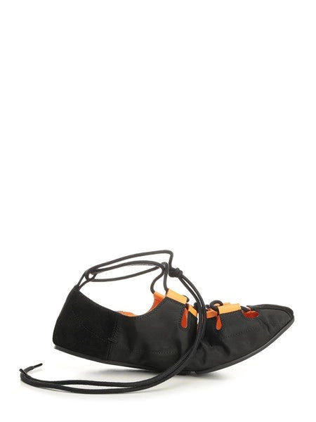 Ballerine con lacci ripiegati
