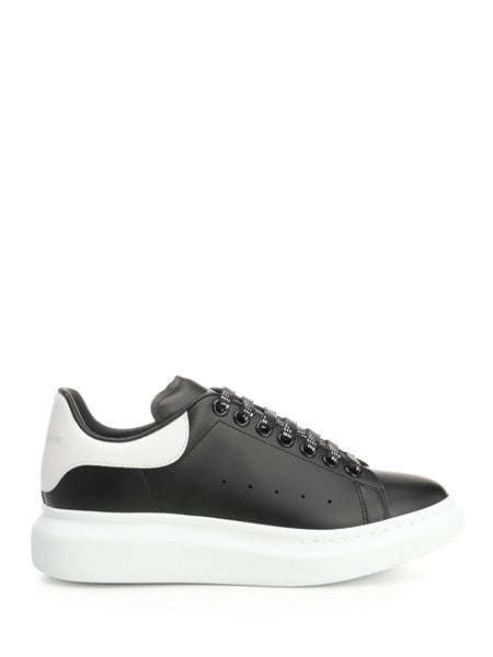 Sneaker "Oversize"