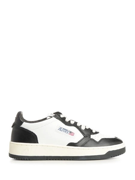 Sneakers Medalist Low