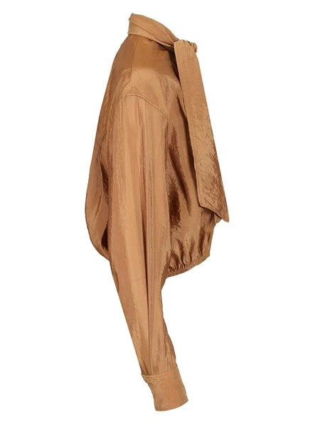 Blusa con collo lavallière