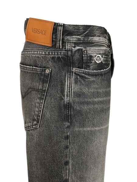 Jeans loose