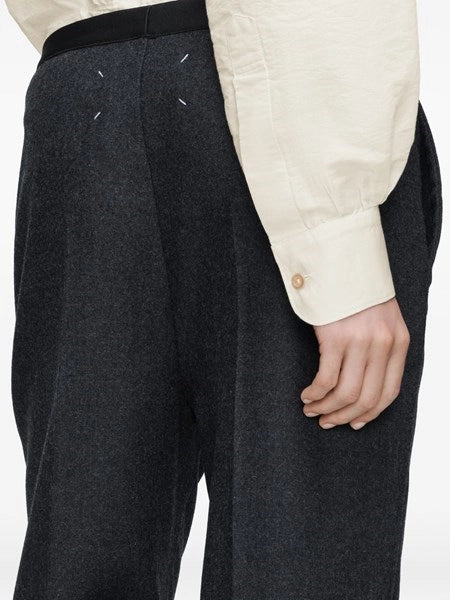 Pantaloni dritti in lana
