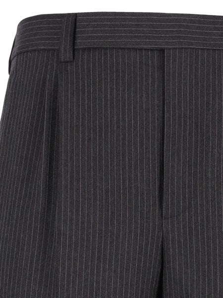 Pantaloni affusolati