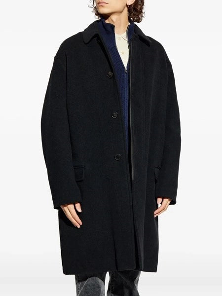 Cappotto con bottoni