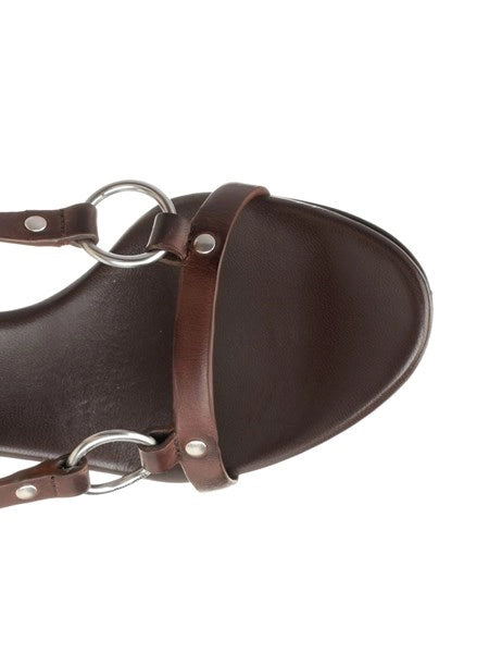 Sandali in pelle con anelli