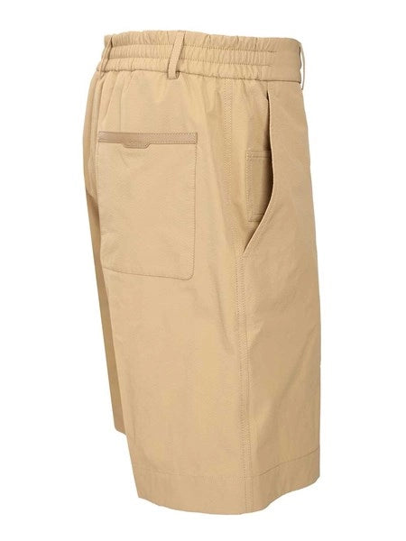 Shorts in seersucker