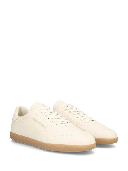 Sneaker 232