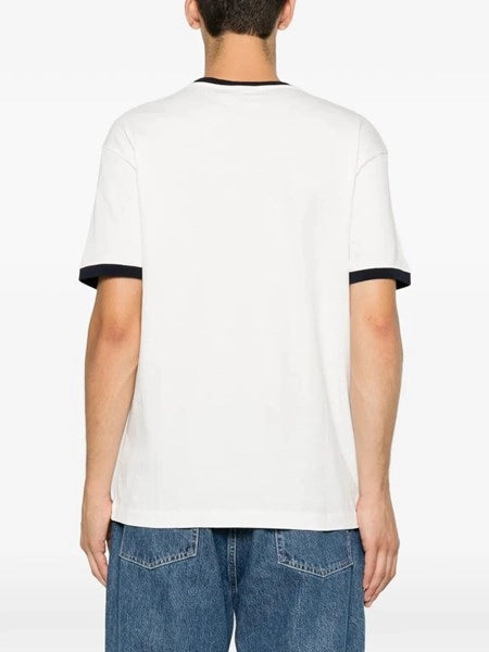 T-shirt con slogan a contrasto