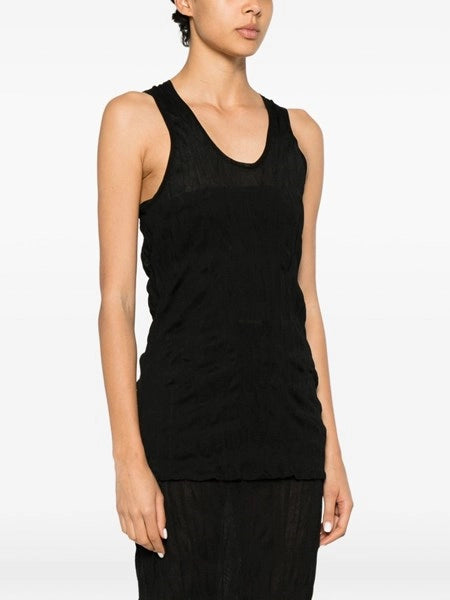 Crinkled knit tank