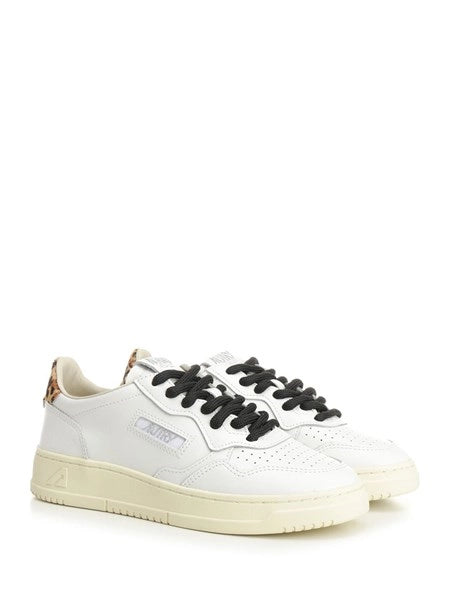 Sneaker "Medalist Low"