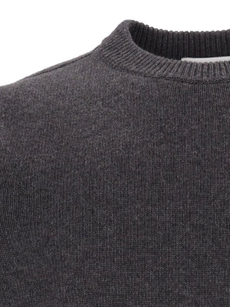 Maglione girocollo in lana d’agnello
