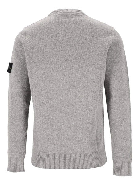 Maglione girocollo in lana d’agnello