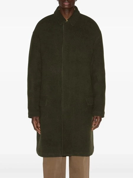 Cappotto con bottoni
