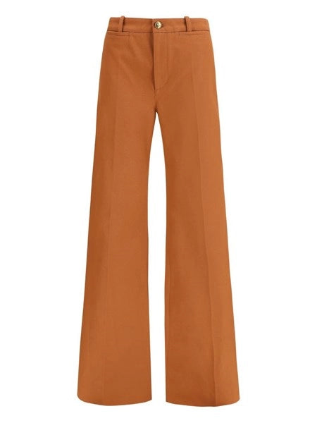 Pantaloni svasati