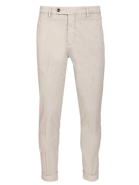 Pantaloni chino