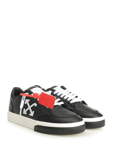 Low Sneakers Vulcanized