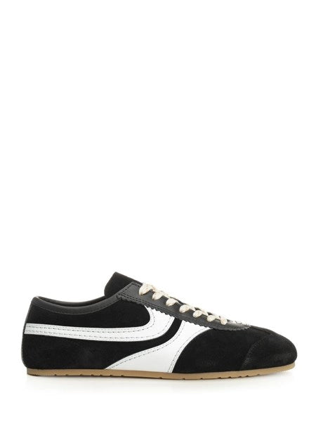 Sneakers in suede