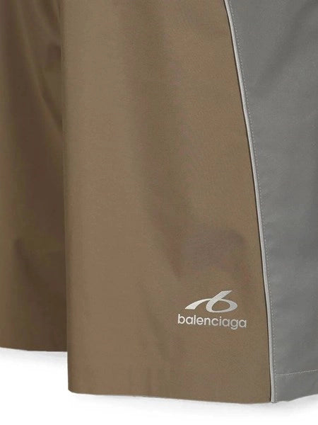 Shorts in tessuto tecnico