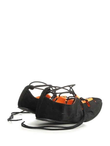 Ballerine con lacci ripiegati