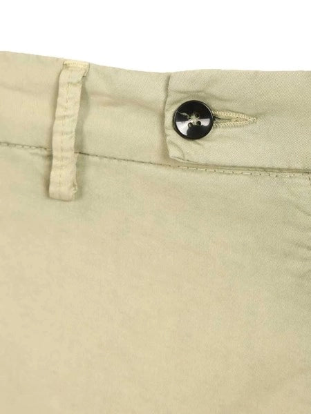 Pantaloni chino