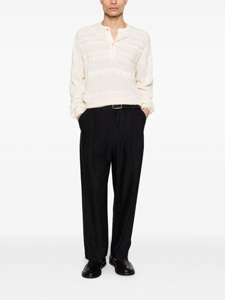 Maglione con collo serafino