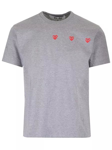 T-shirt con cuori rossi